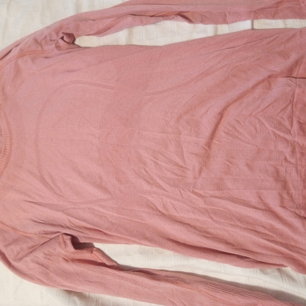 Lululemon Swiftly Tech 2.0 Long Sleeve